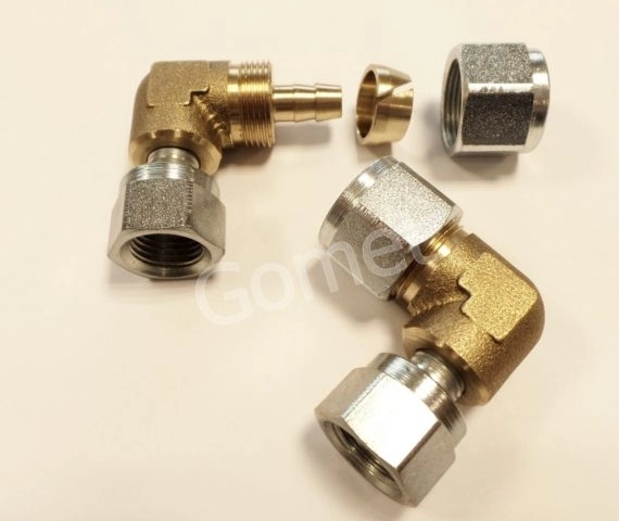 Sada úhlové spojky 90 pro PVC trubku - O8